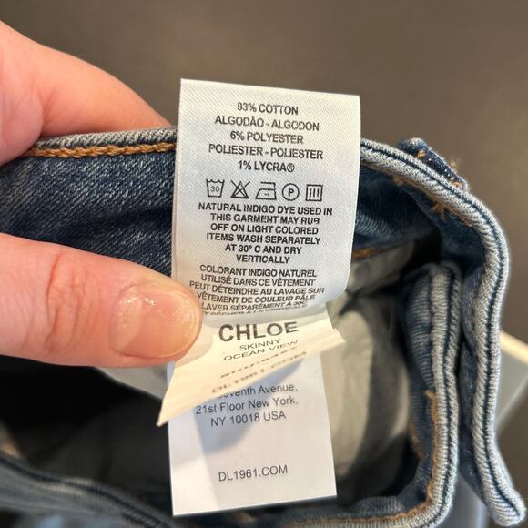 NWT DL1961 Chloe Skinny Jeans, "Ocean View" Light Wash, Girls Size 16 - Picture 9 of 9